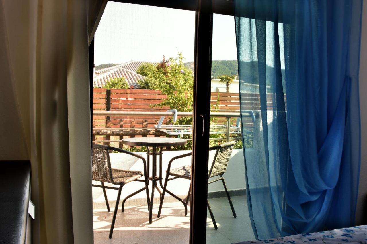 Theano Studios Paralia Sikias Экстерьер фото