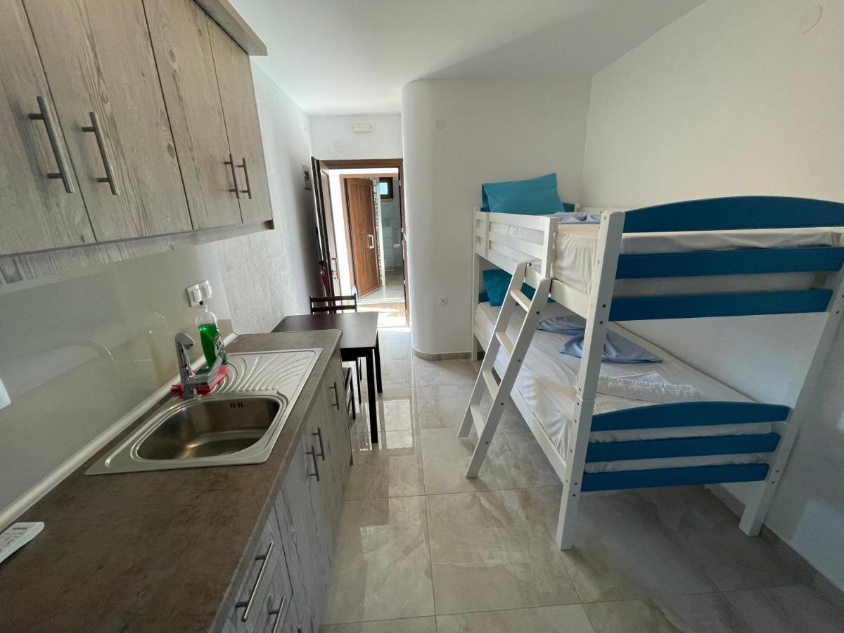 Theano Studios Paralia Sikias Экстерьер фото